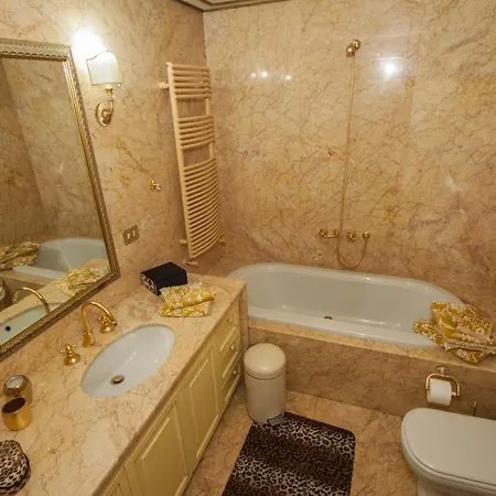 Bed & Breakfast Le Suites Di Jò - Central Station