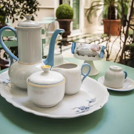 Le Suites Di Jò - Central Station Bed & Breakfast Bari