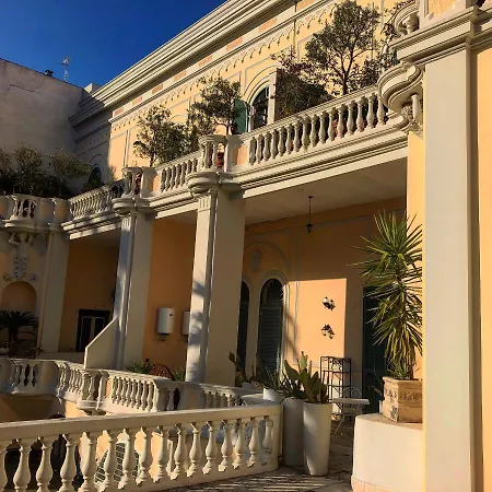 Le Suites Di Jò - Central Station Bed & Breakfast