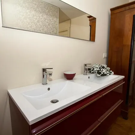 Le Suites Di Jò - Central Station Bed & Breakfast